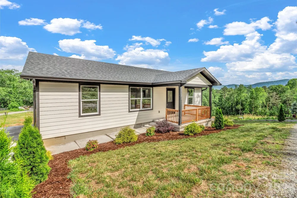 95 Short Drive Marion, NC 28752