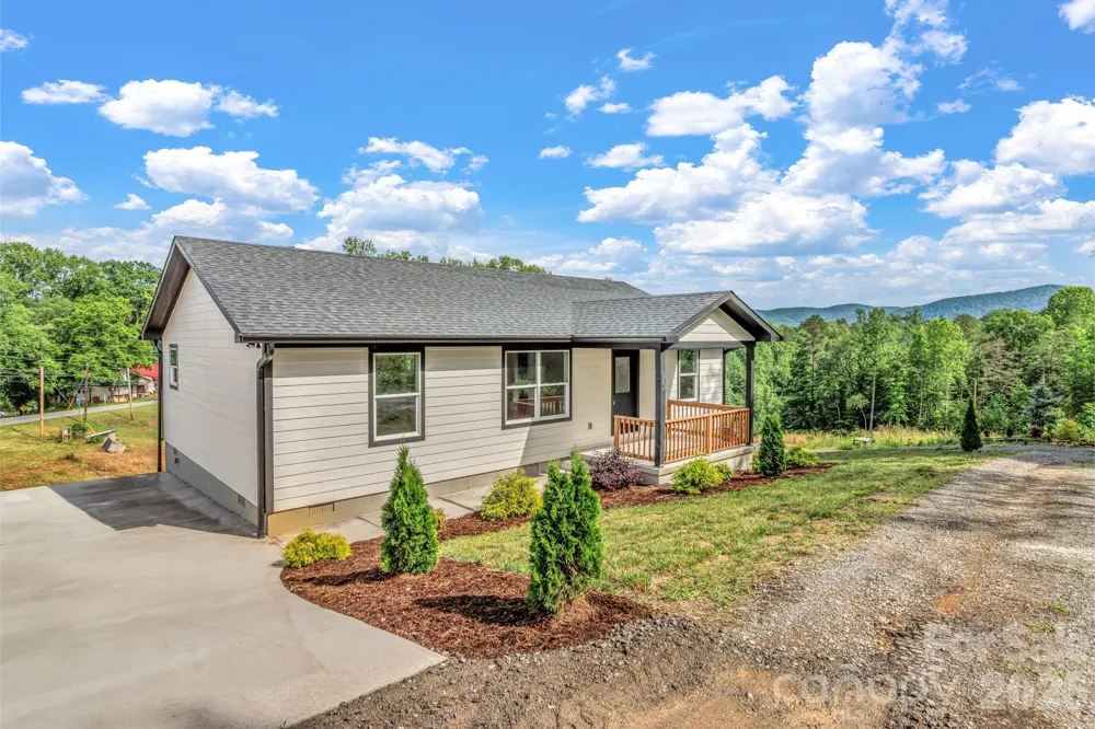 95 Short Drive Marion, NC 28752