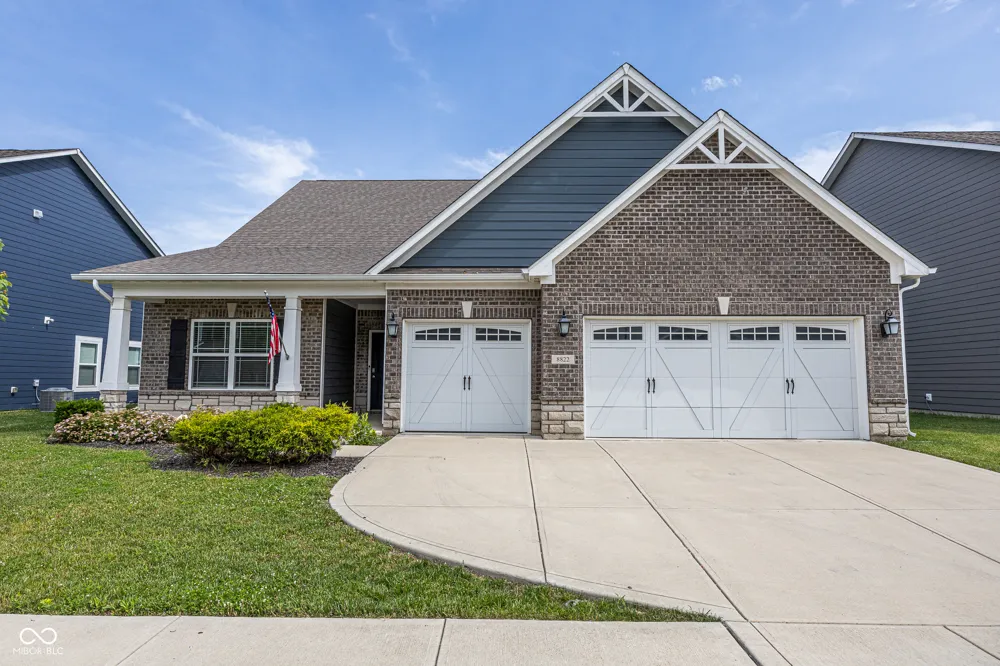 8822 Rowling Way Indianapolis, IN 46239