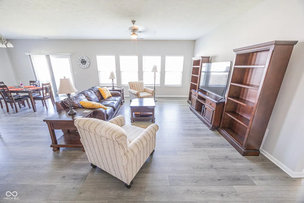 8822 Rowling Way Indianapolis, IN 46239