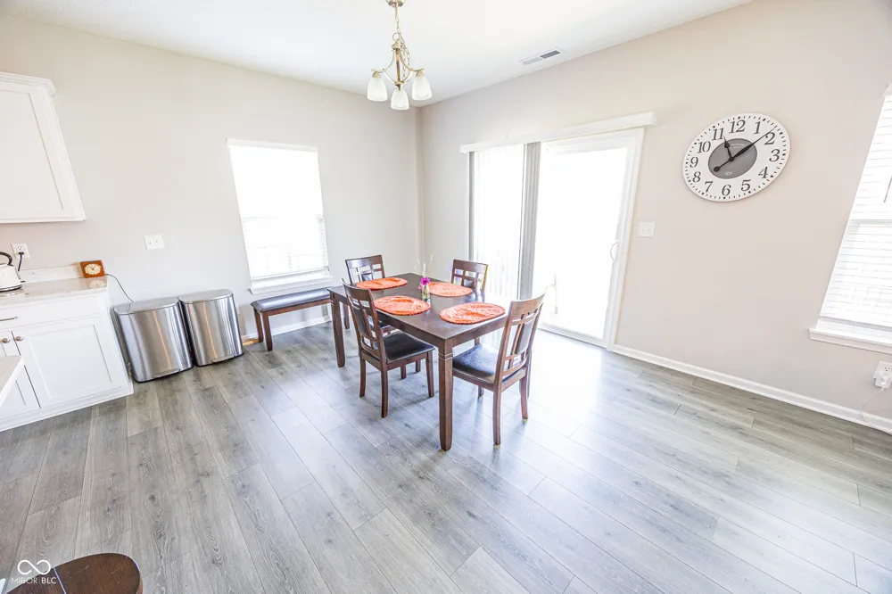8822 Rowling Way Indianapolis, IN 46239