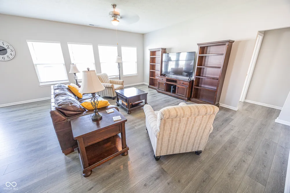 8822 Rowling Way Indianapolis, IN 46239