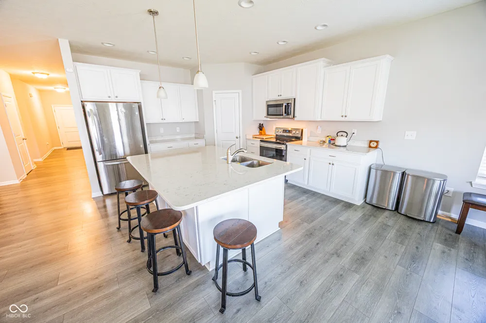 8822 Rowling Way Indianapolis, IN 46239