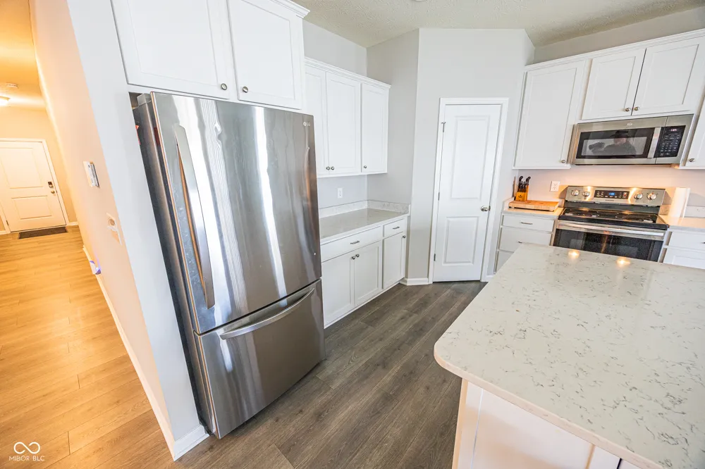 8822 Rowling Way Indianapolis, IN 46239