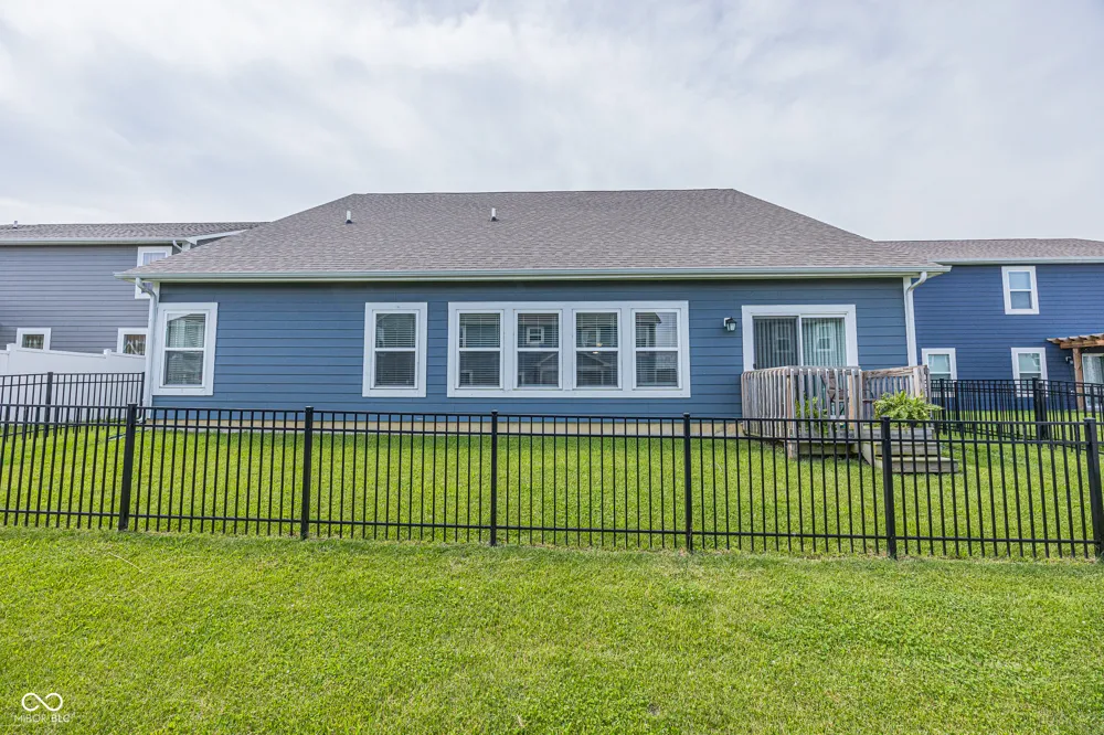 8822 Rowling Way Indianapolis, IN 46239