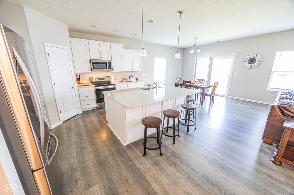 8822 Rowling Way Indianapolis, IN 46239