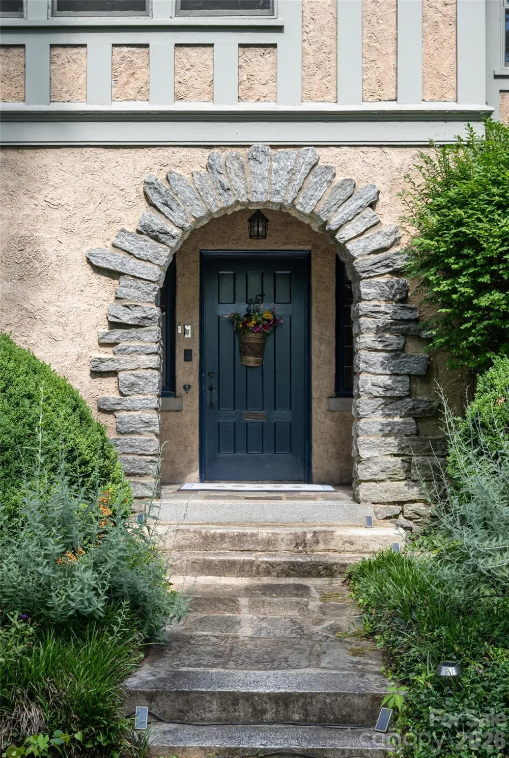 334 Vanderbilt Road Biltmore Forest, NC 28803