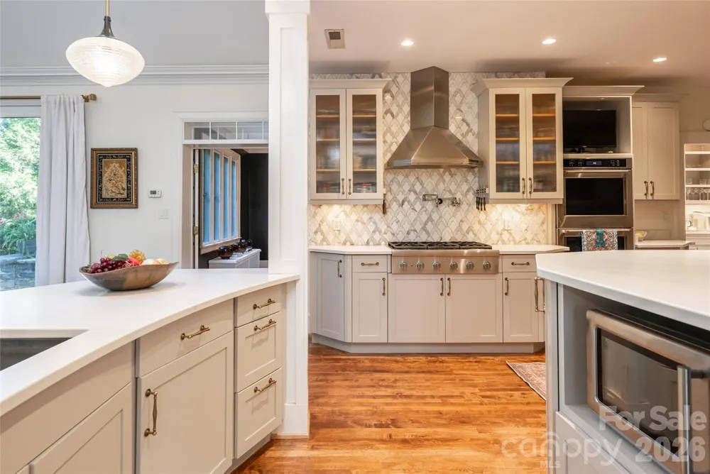 334 Vanderbilt Road Biltmore Forest, NC 28803