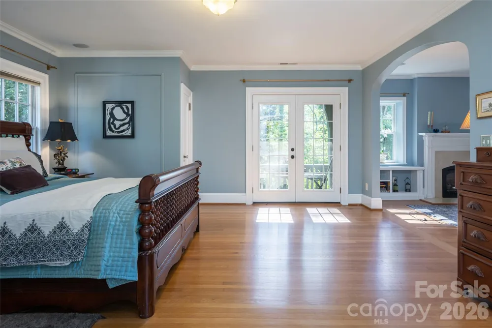 334 Vanderbilt Road Biltmore Forest, NC 28803