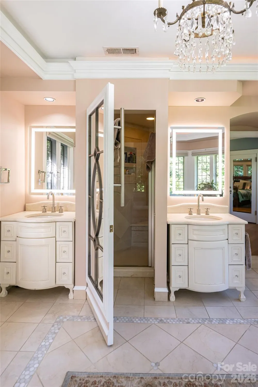 334 Vanderbilt Road Biltmore Forest, NC 28803