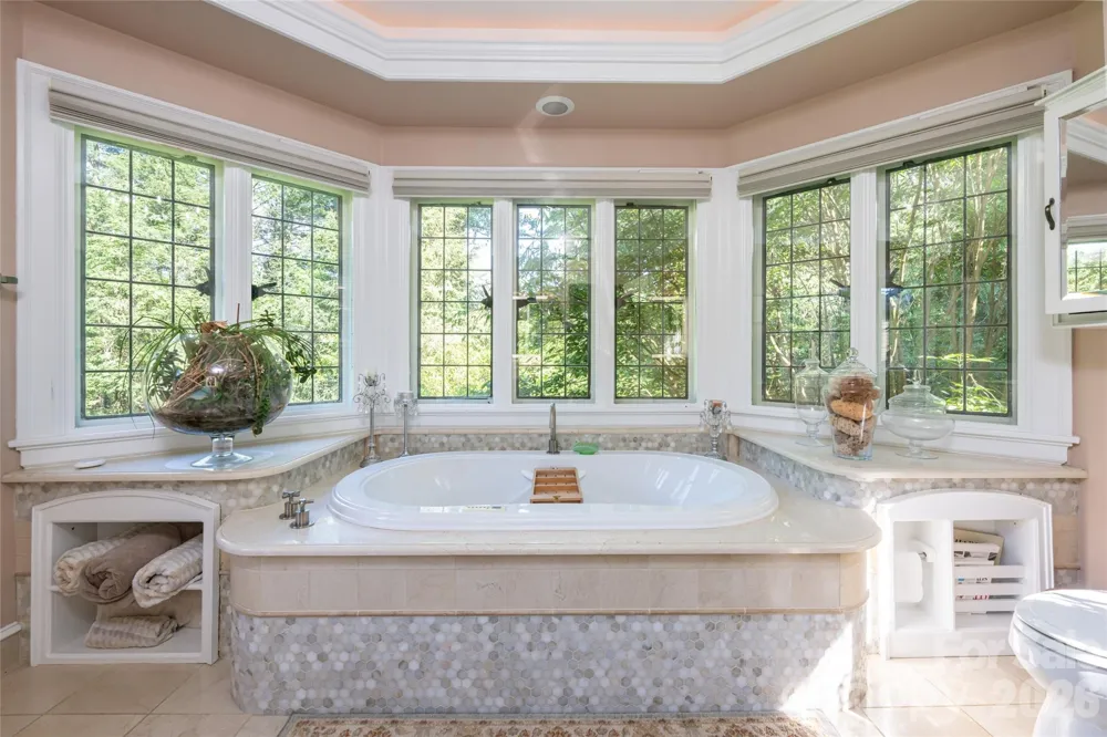 334 Vanderbilt Road Biltmore Forest, NC 28803
