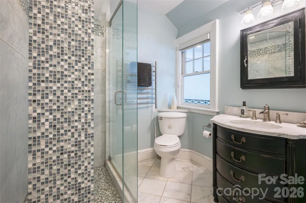 334 Vanderbilt Road Biltmore Forest, NC 28803