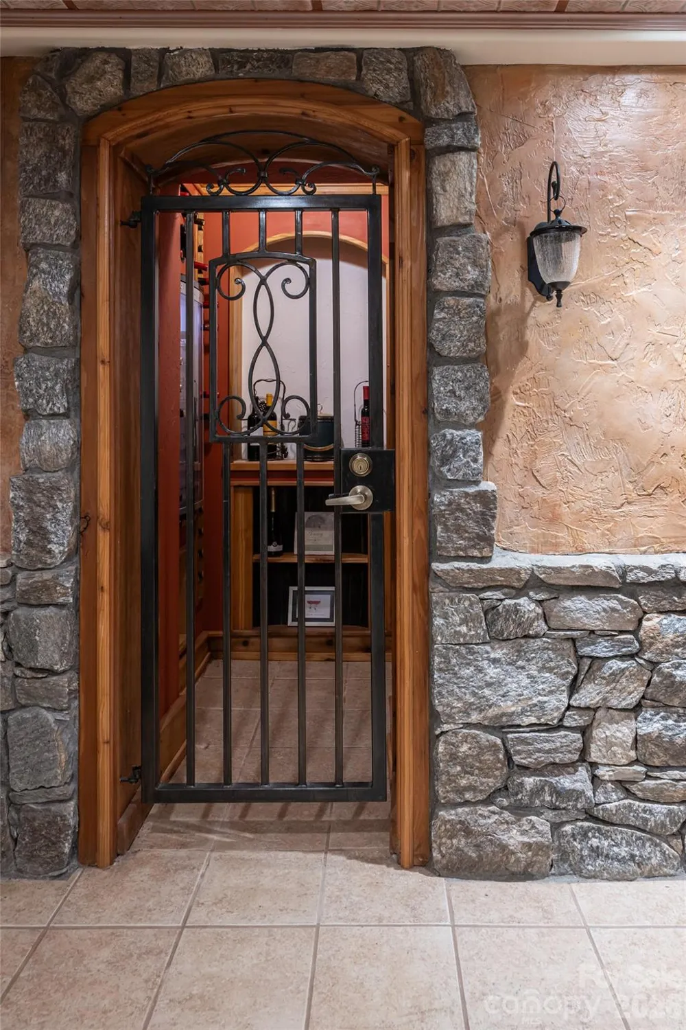 334 Vanderbilt Road Biltmore Forest, NC 28803