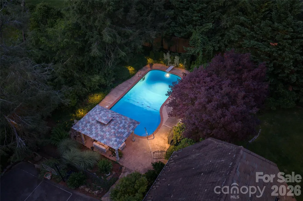 334 Vanderbilt Road Biltmore Forest, NC 28803