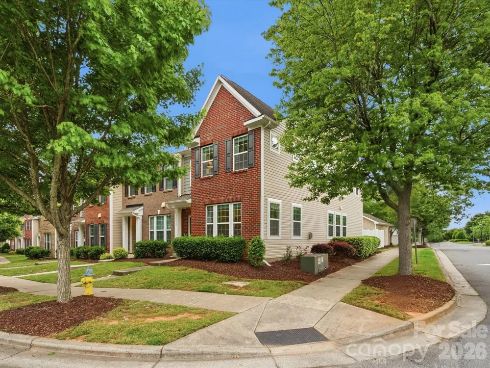 18439 The Commons Boulevard Cornelius, NC 28031