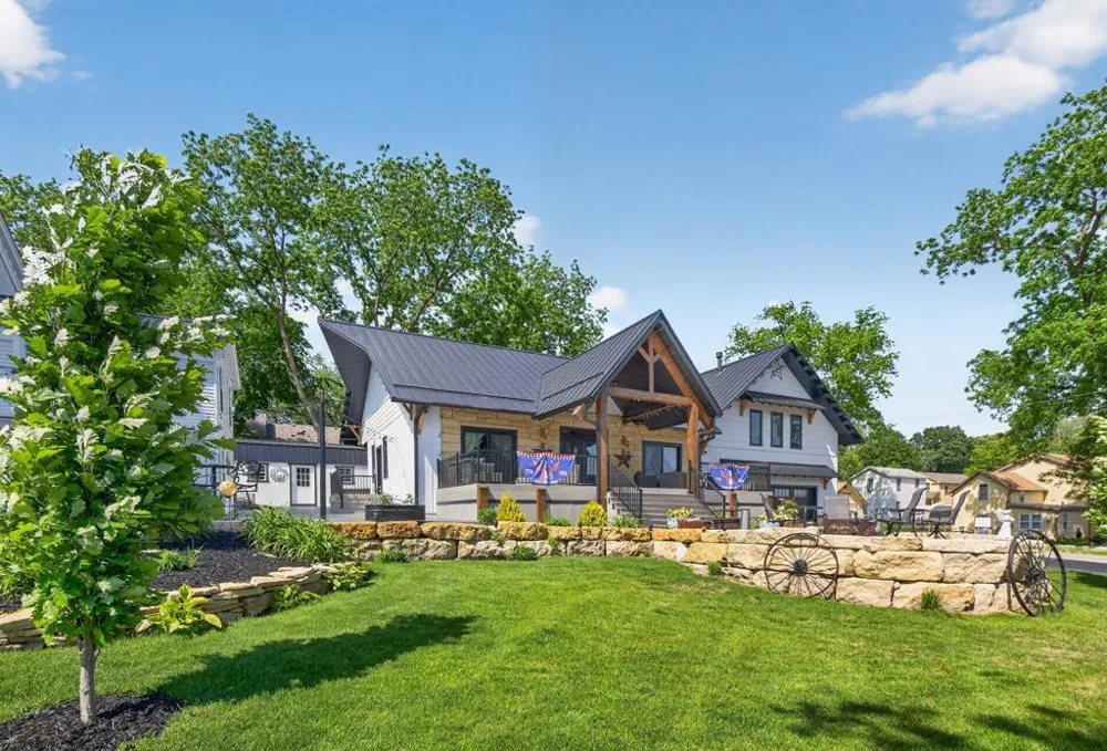 508 Clay Street Mantorville, MN 55955