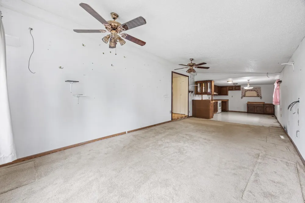 118 2nd Street SW Hillsboro, ND 58045