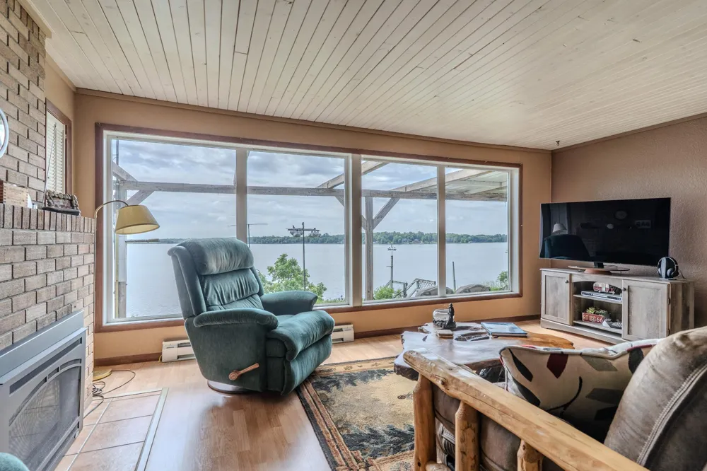 15841 Sandy Beach Road SE Mentor, MN 56736