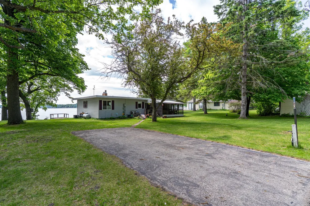 15841 Sandy Beach Road SE Mentor, MN 56736