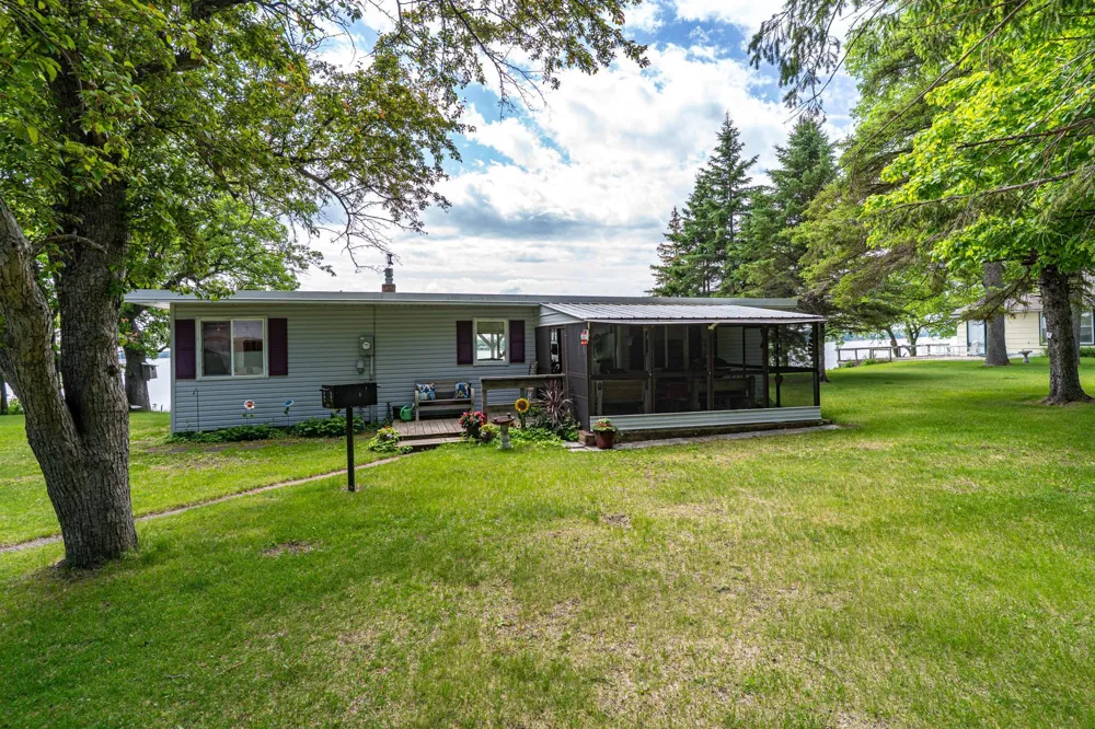 15841 Sandy Beach Road SE Mentor, MN 56736