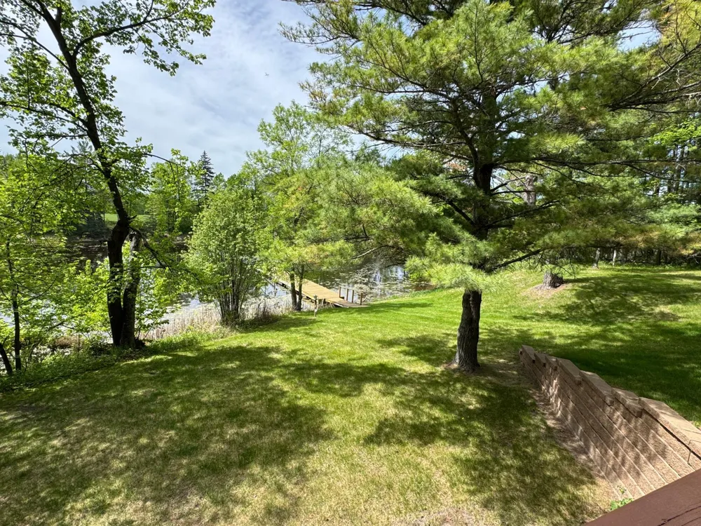1469 Woodland Loop NW Baudette, MN 56623