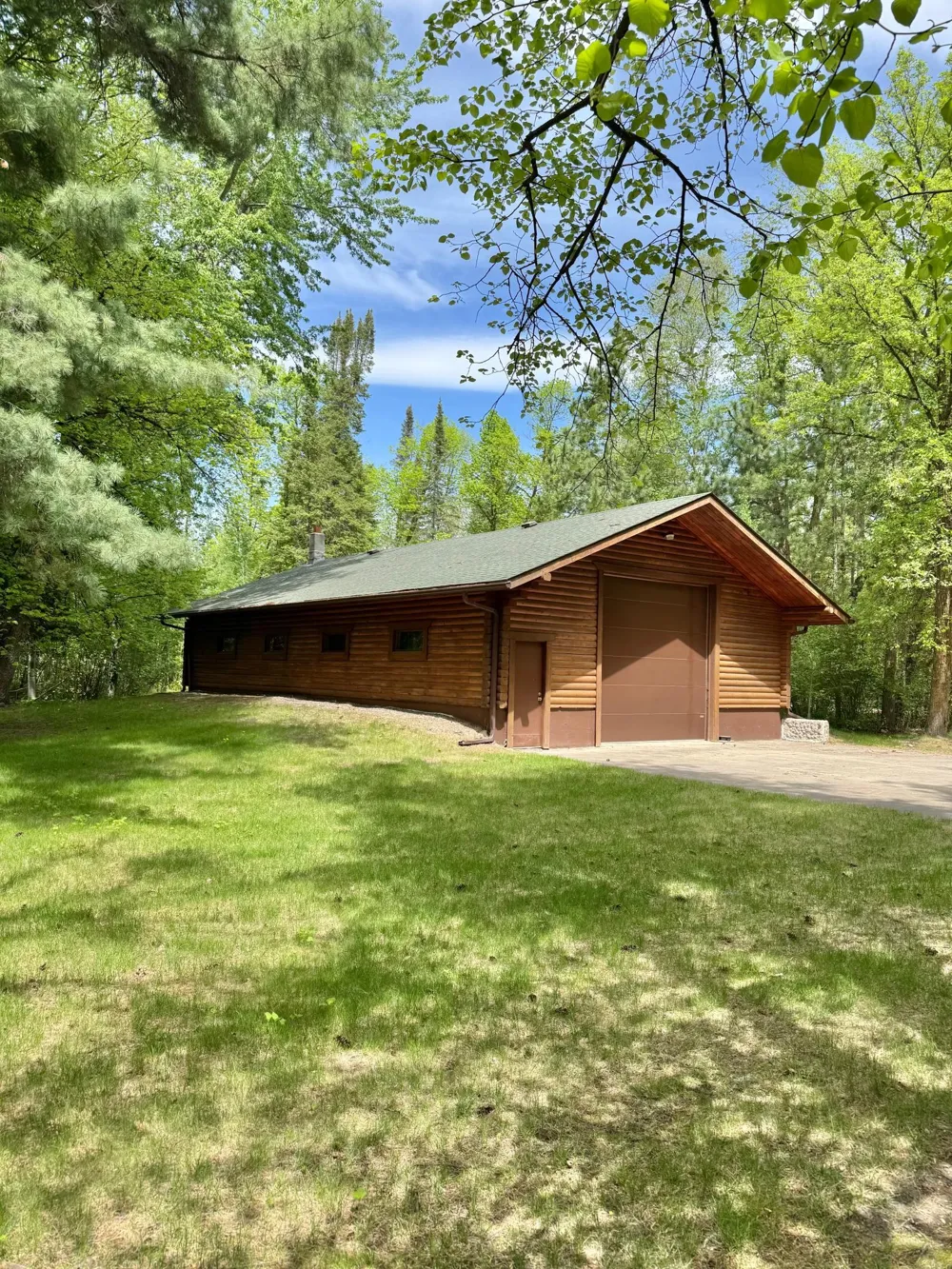 1469 Woodland Loop NW Baudette, MN 56623
