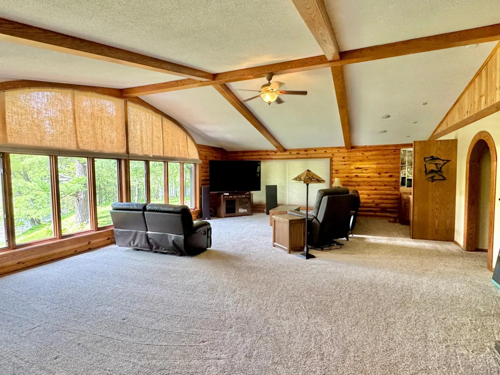 1469 Woodland Loop NW Baudette, MN 56623