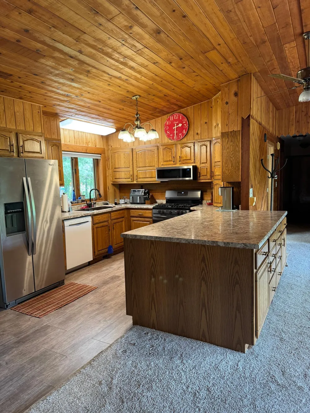 1469 Woodland Loop NW Baudette, MN 56623