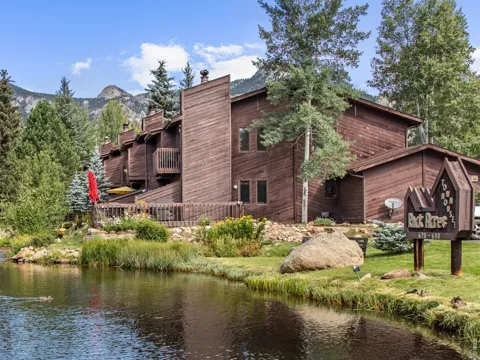 640 MacGregor Avenue #14