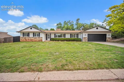 483 Crystal Hills Boulevard