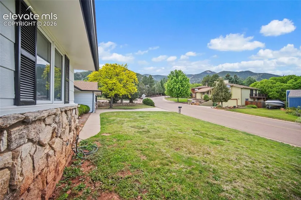 483 Crystal Hills Boulevard Manitou Springs, CO 80829