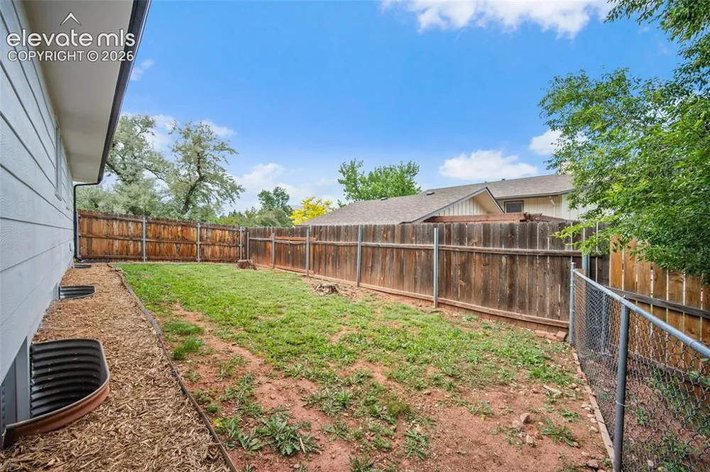 483 Crystal Hills Boulevard Manitou Springs, CO 80829