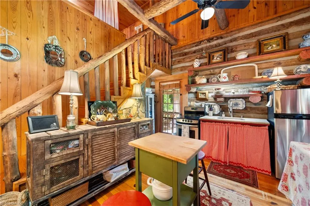 139 Zayas Trail Dobson, NC 27017