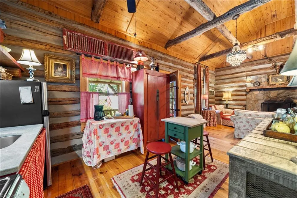 139 Zayas Trail Dobson, NC 27017