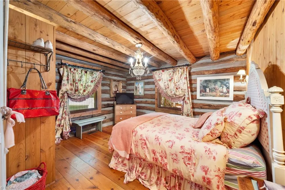 139 Zayas Trail Dobson, NC 27017