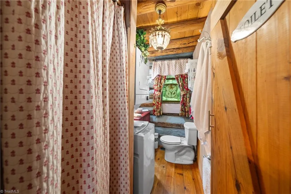 139 Zayas Trail Dobson, NC 27017