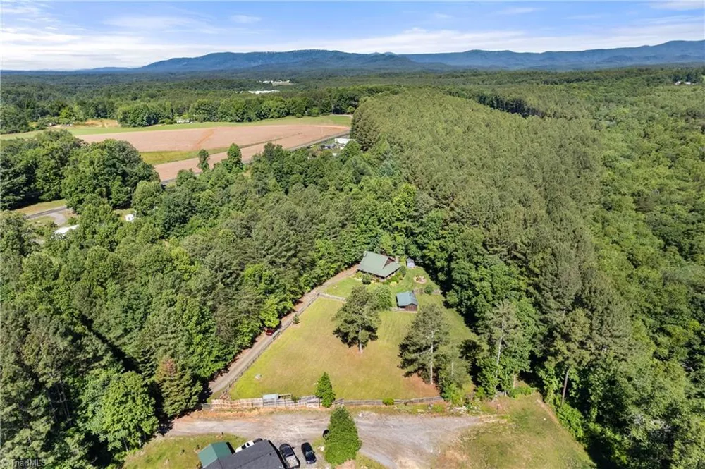 139 Zayas Trail Dobson, NC 27017