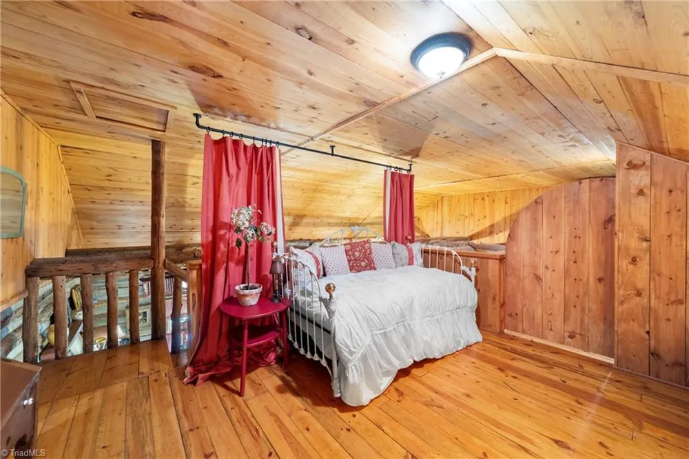 139 Zayas Trail Dobson, NC 27017