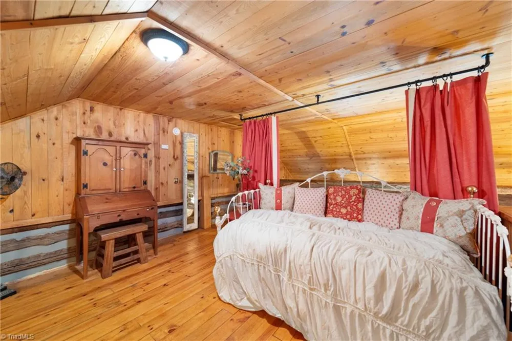 139 Zayas Trail Dobson, NC 27017