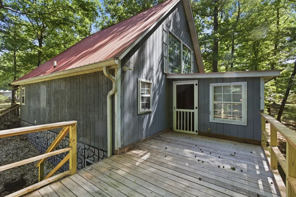 166 Outback Rd Lobelville, TN 37097