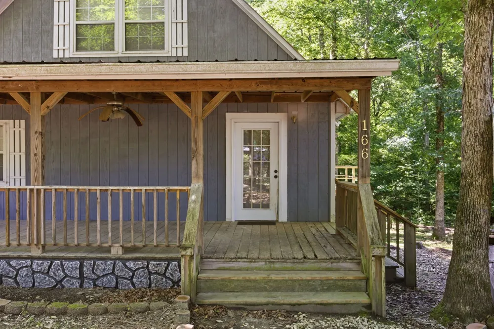 166 Outback Rd Lobelville, TN 37097