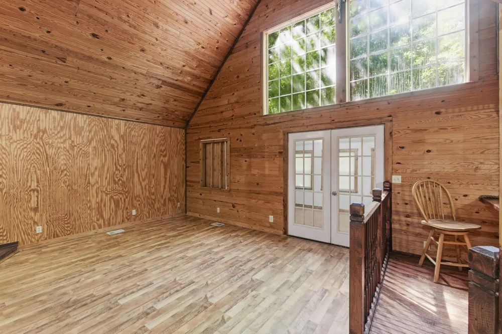 166 Outback Rd Lobelville, TN 37097