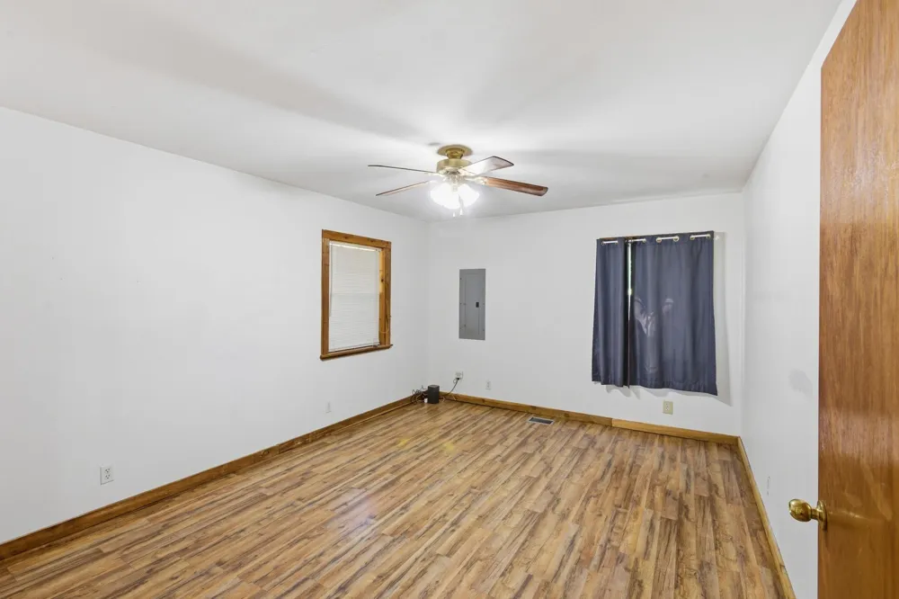 166 Outback Rd Lobelville, TN 37097