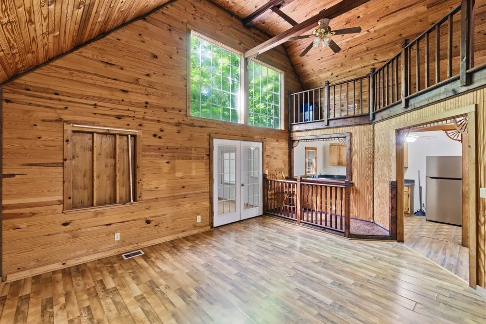 166 Outback Rd Lobelville, TN 37097