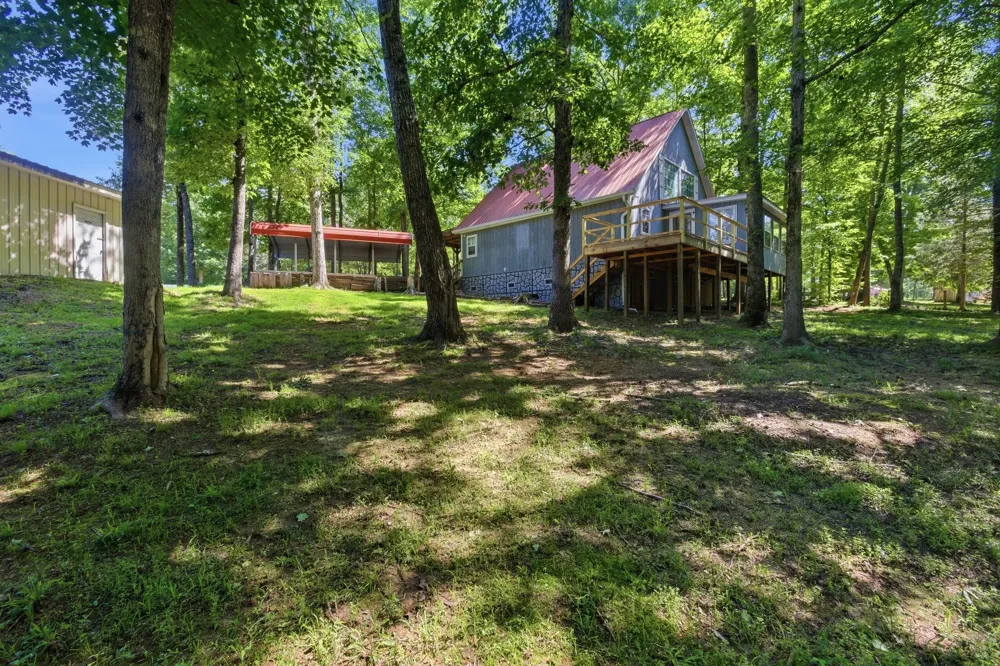 166 Outback Rd Lobelville, TN 37097