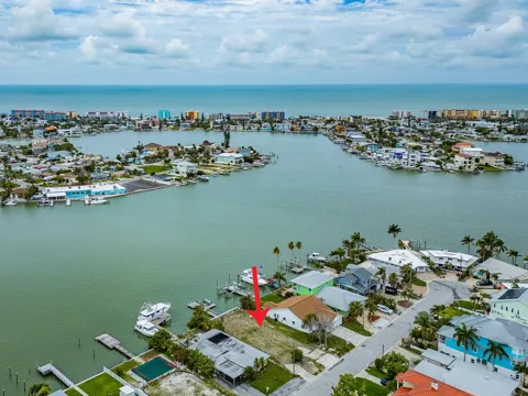 813 BAY POINT DRIVE