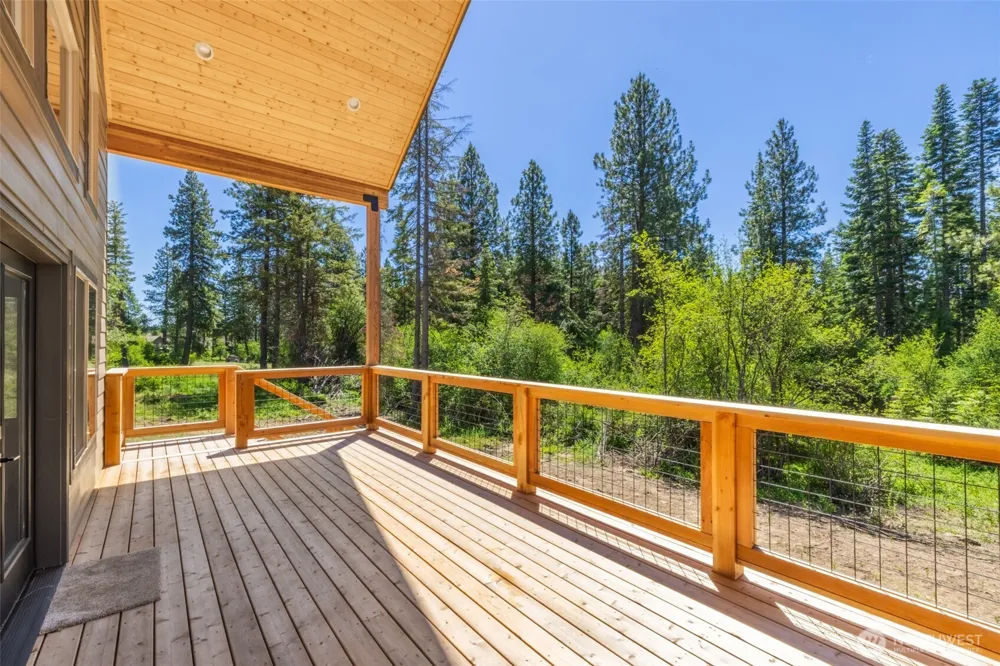 108 Bitterroot Lane Ronald, WA 98940