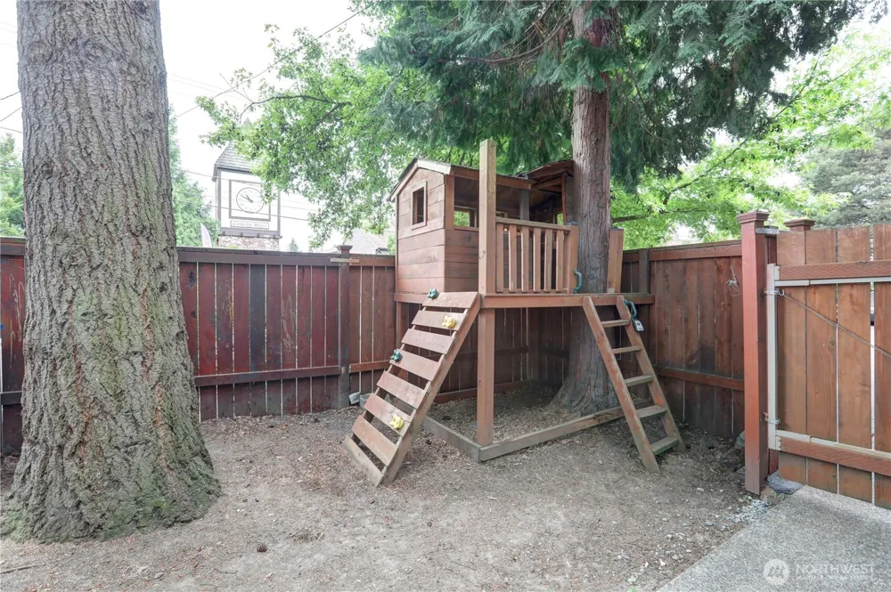 434 S 156th Street #B1 Burien, WA 98148