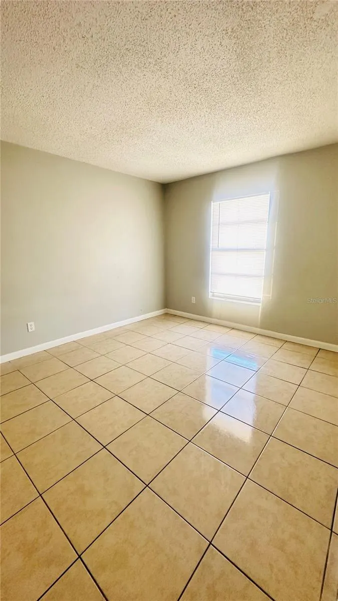 1229 KENNEDY ROAD #62 Daytona Beach, FL 32117