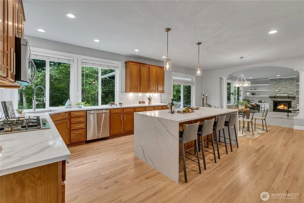 19220 5th Street E Lake Tapps, WA 98391